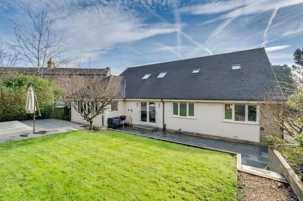 Upper Batley Low Lane, Batley, WF17, photo 26