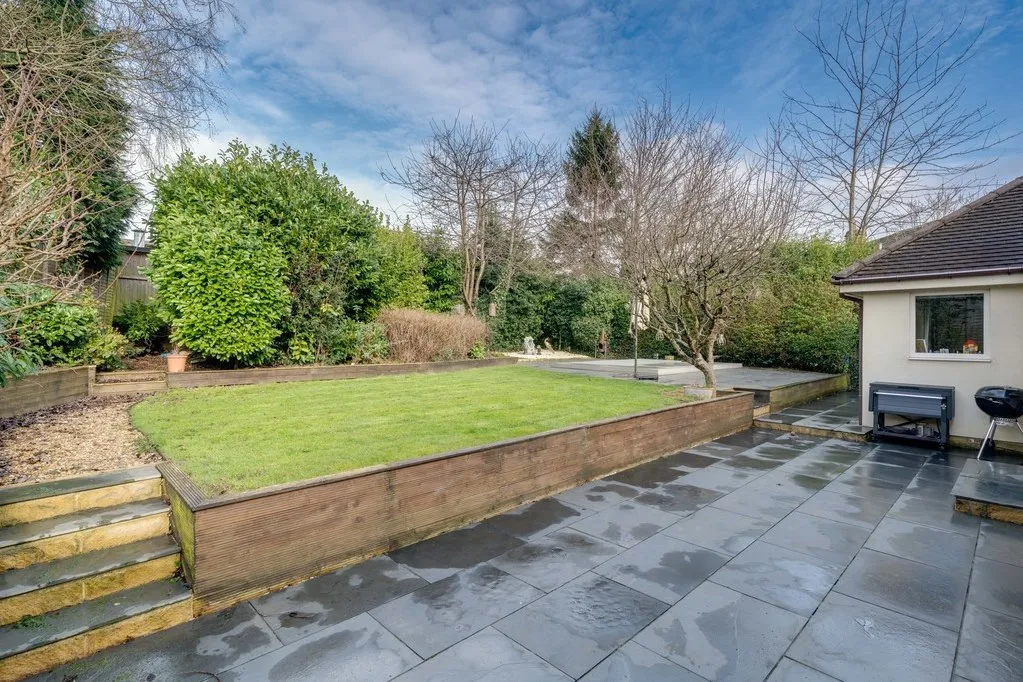 Upper Batley Low Lane, Batley, WF17, photo 27