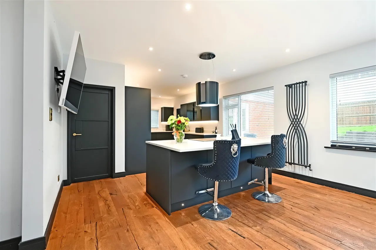 5 bed house for sale, Ochiltree Road, Hastings