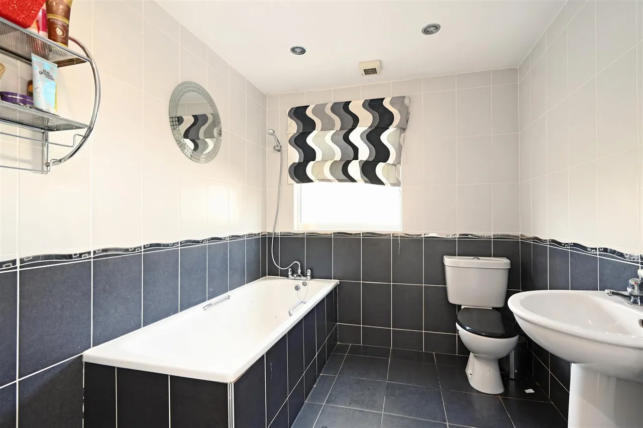 Ochiltree Road, Hastings, photo 22