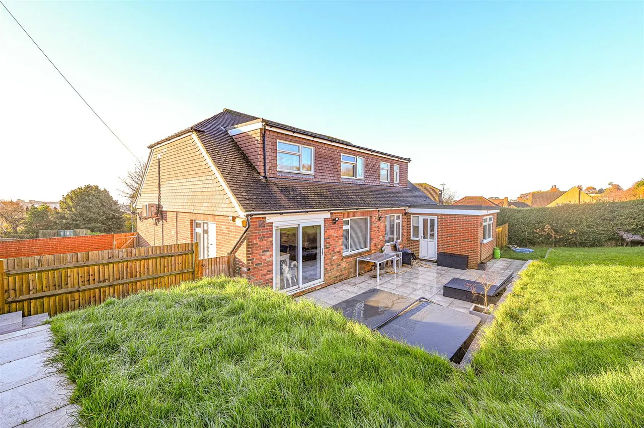Ochiltree Road, Hastings, photo 37