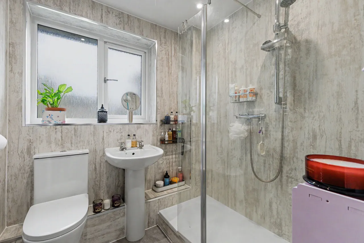 Hawthorne Close, Drakes Broughton, WR10, photo 15