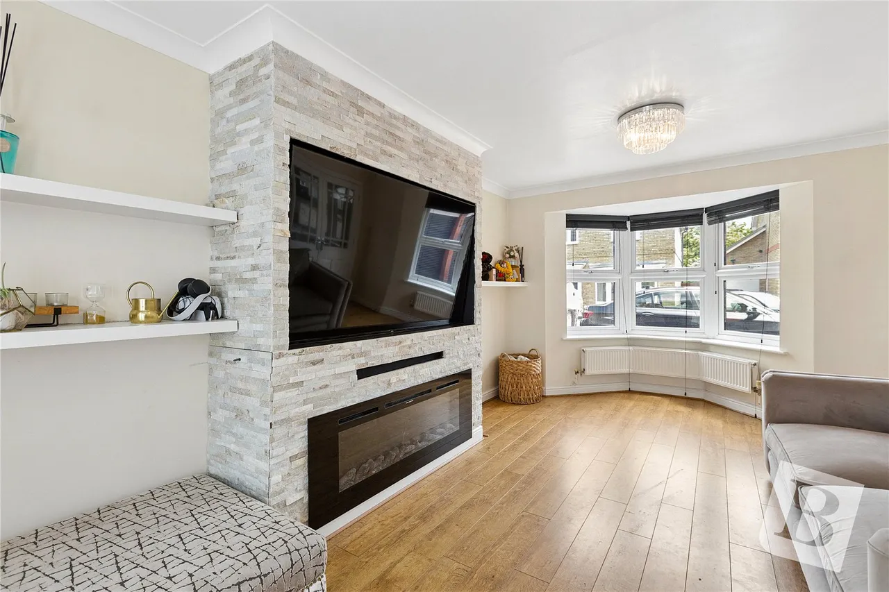 Hornbeam Chase, South Ockendon, Essex, RM15, photo 6