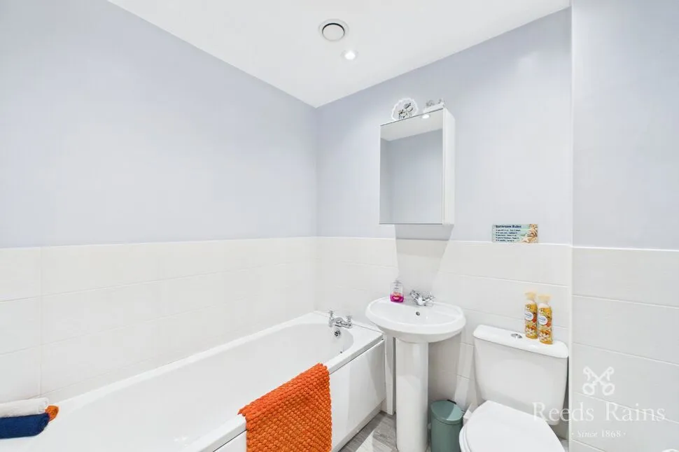Kingsway Gardens, Ossett, WF5, photo 5