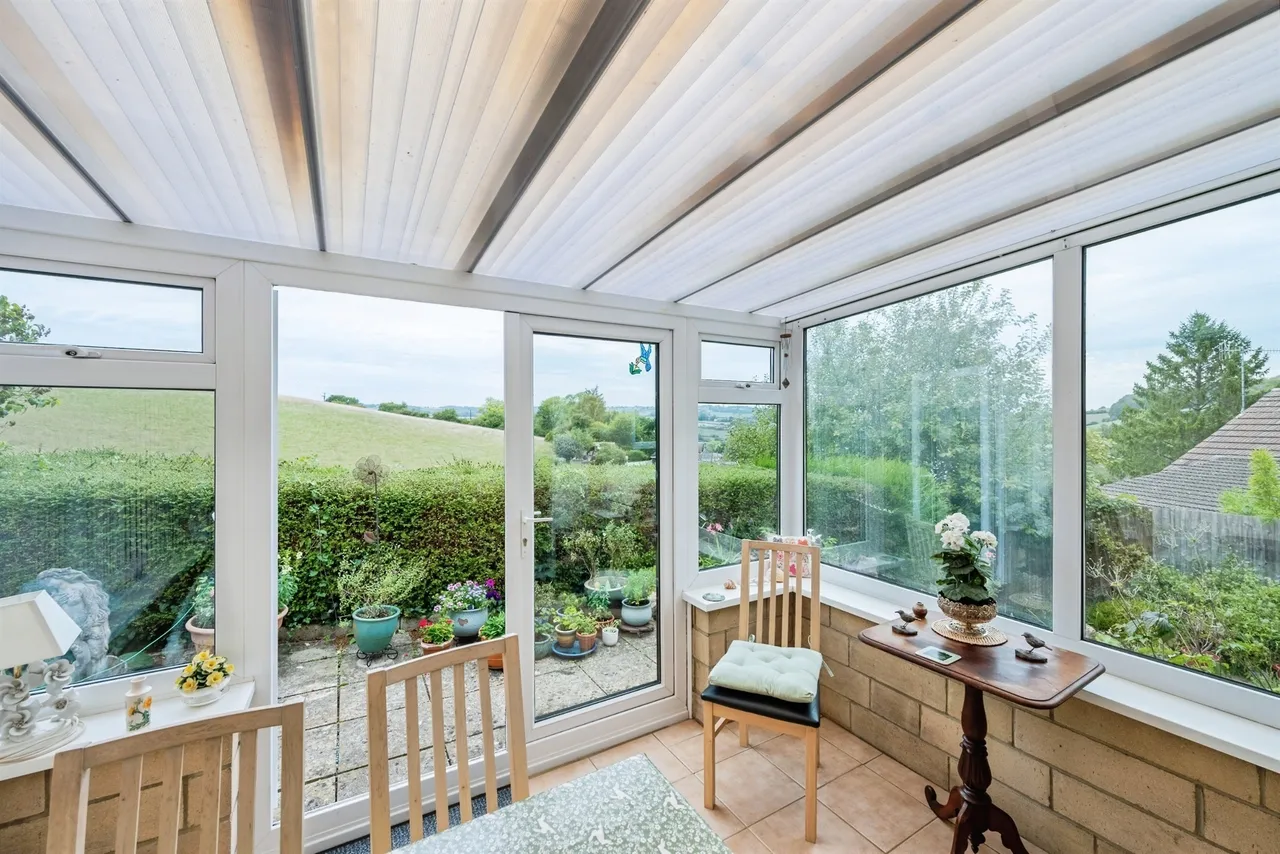 Henley Lane, Box, SN13, photo 11