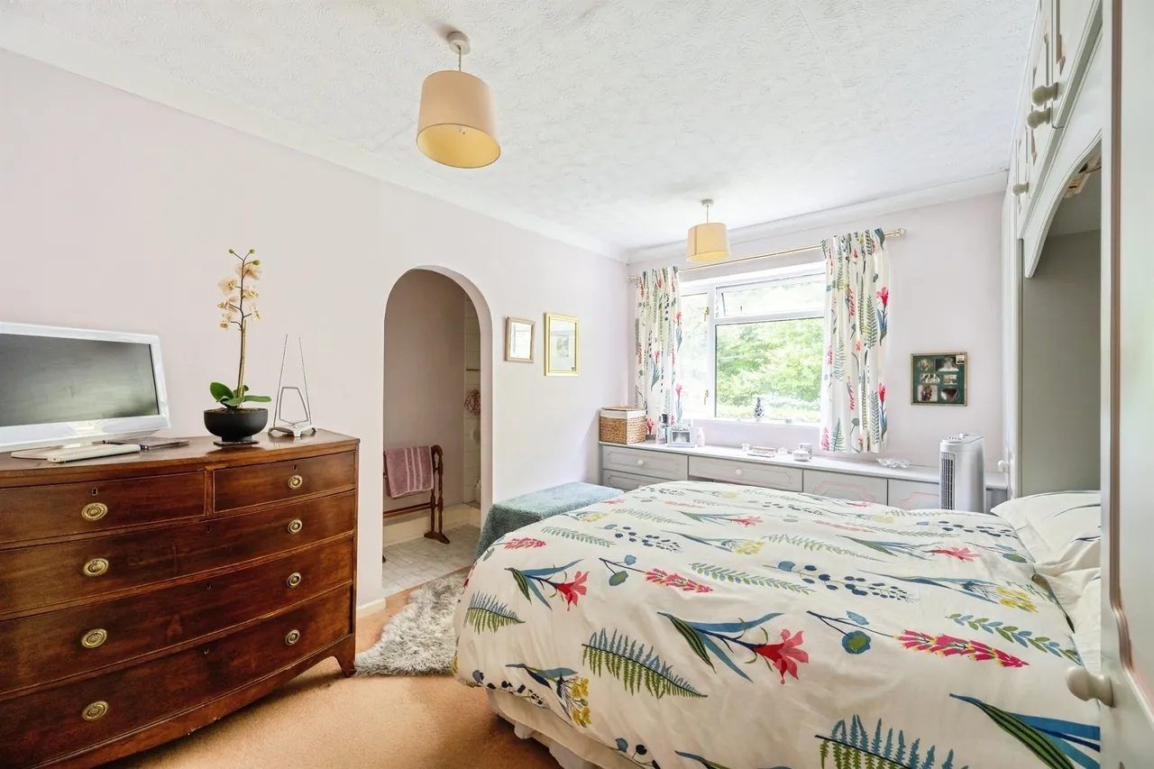 Henley Lane, Box, SN13, photo 7