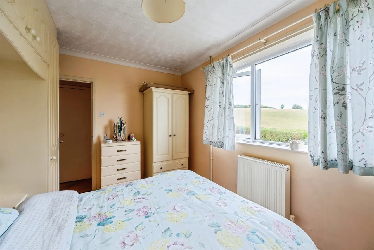 Henley Lane, Box, SN13, photo 10