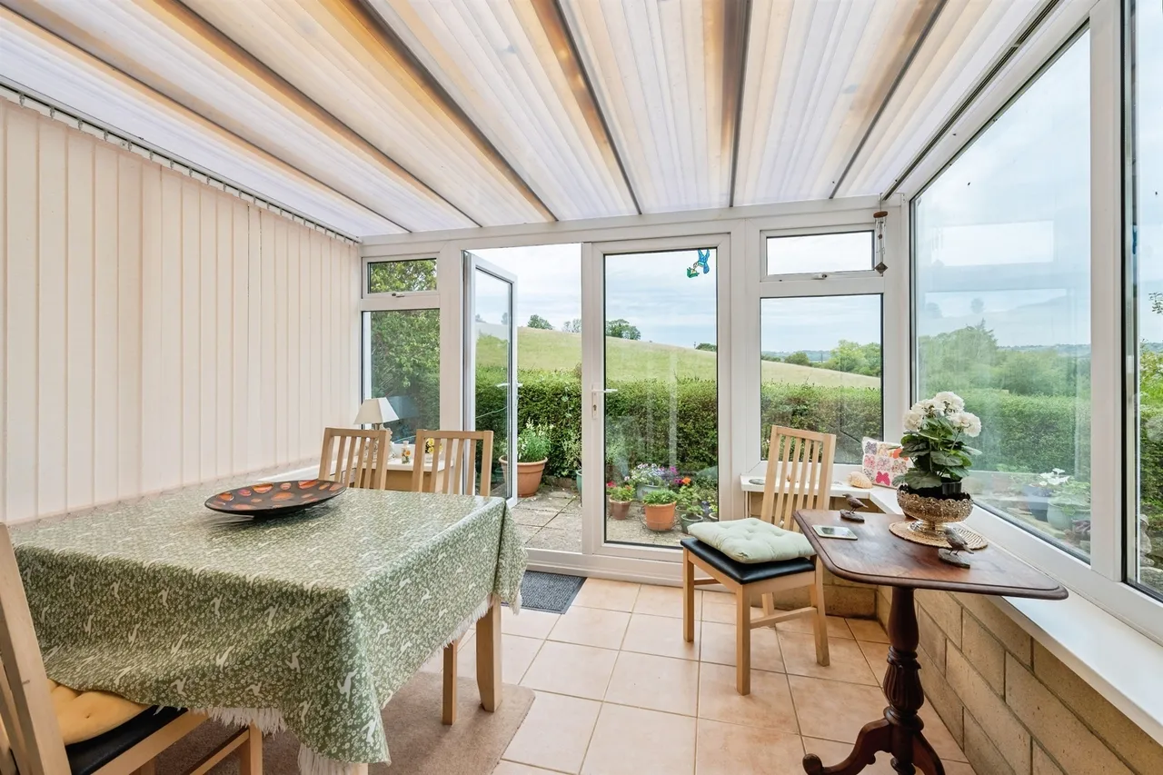 Henley Lane, Box, SN13, photo 12