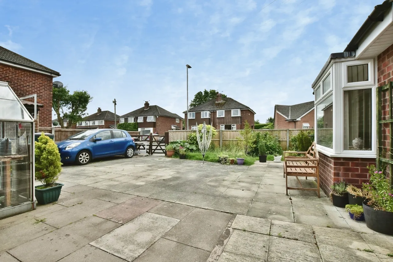 Wingfield Avenue, Wilmslow, Cheshire, SK9, photo 15