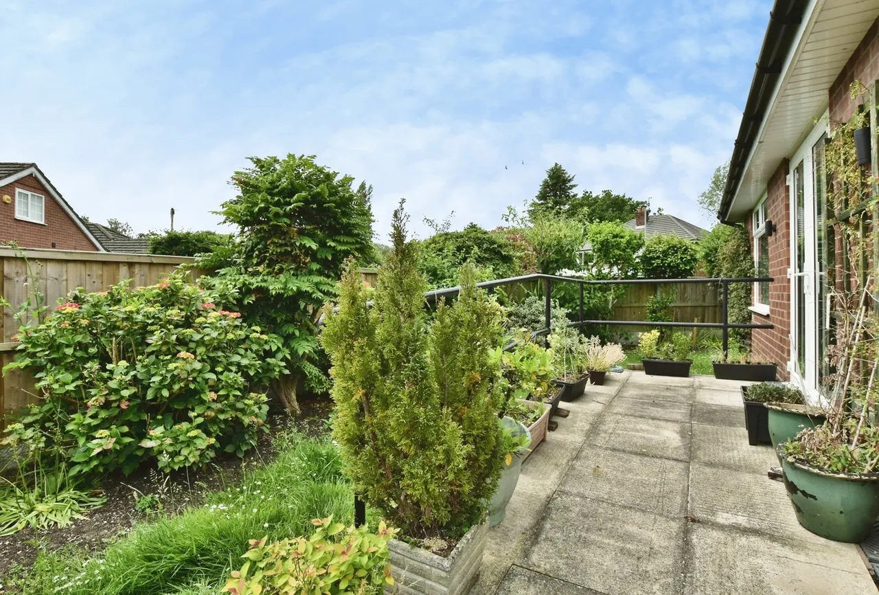 Wingfield Avenue, Wilmslow, Cheshire, SK9, photo 6