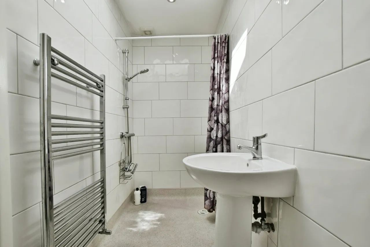Wingfield Avenue, Wilmslow, Cheshire, SK9, photo 9