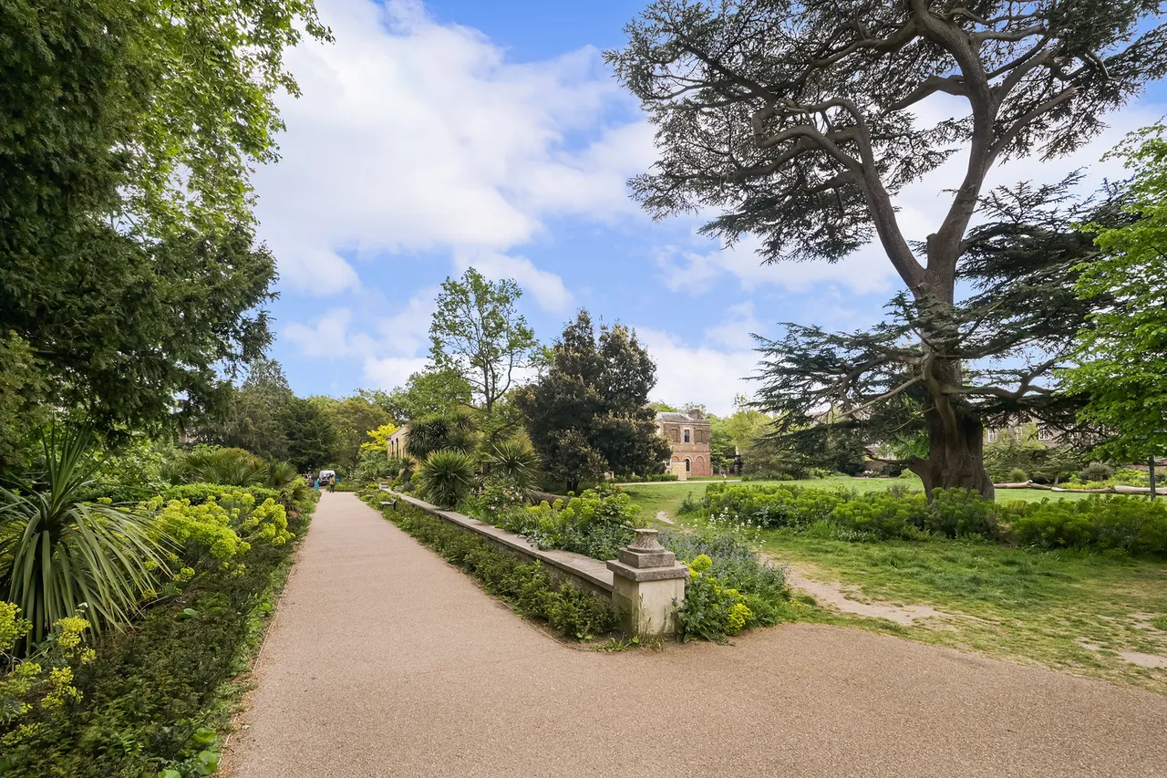 Pursewardens Close, Ealing, W13, photo 14