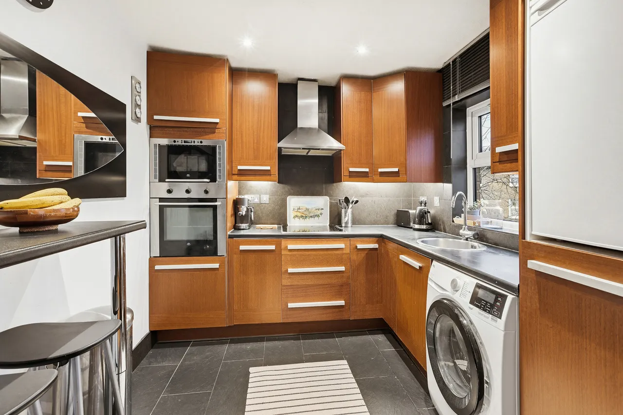 Pursewardens Close, Ealing, W13, photo 2