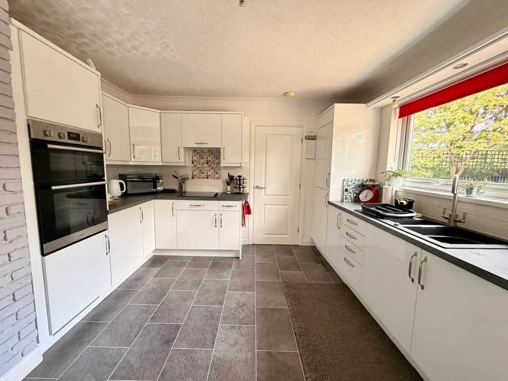 Morpeth NE65 0YR, NE65, photo 6