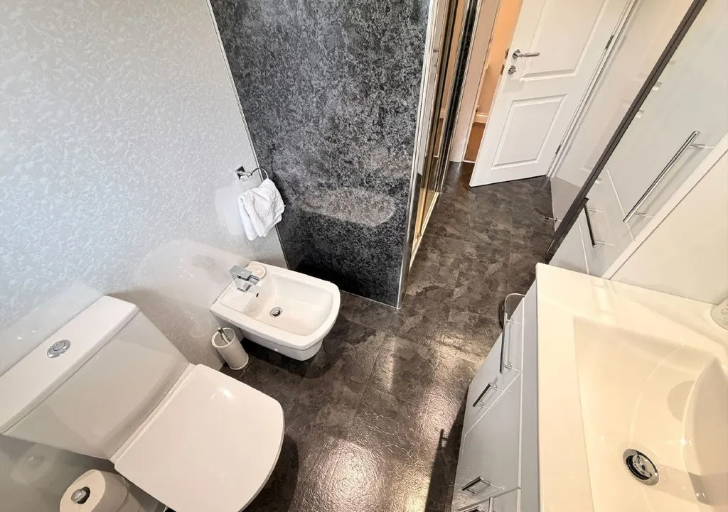 Morpeth NE65 0YR, NE65, photo 16