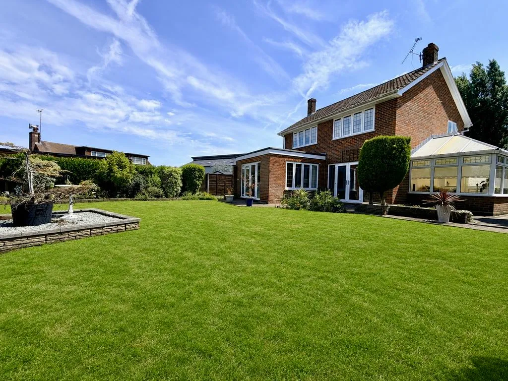 3 bed house for sale, Tower Close, Flackwell Heath, HP10