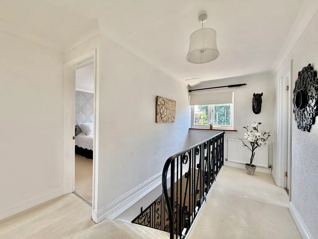 Tower Close, Flackwell Heath, HP10, photo 7