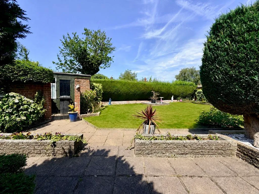Tower Close, Flackwell Heath, HP10, photo 13