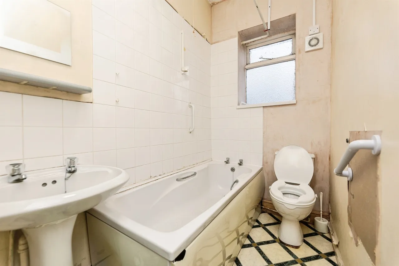 Troy Road, Morley, Leeds, photo 4