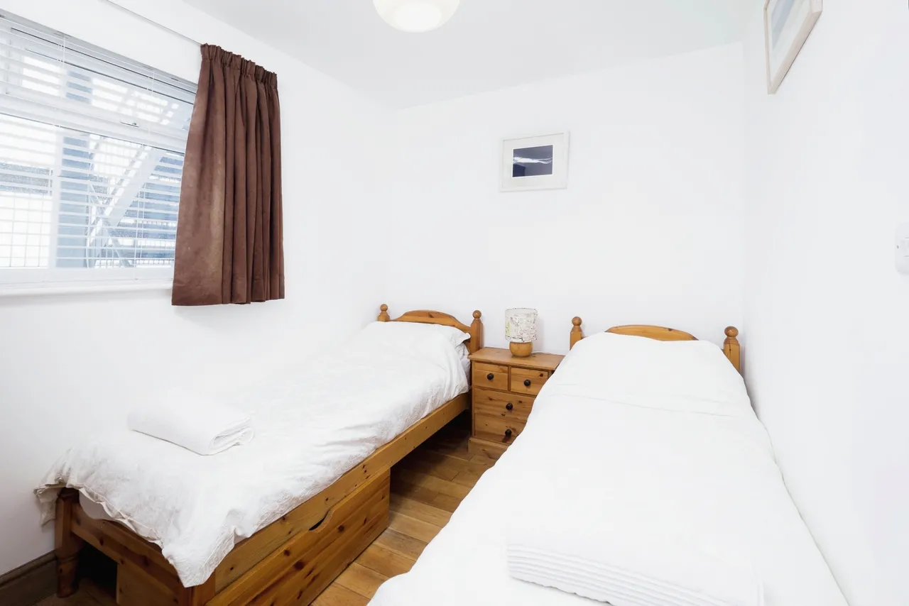Pednolver Terrace, St.Ives, TR26, photo 9