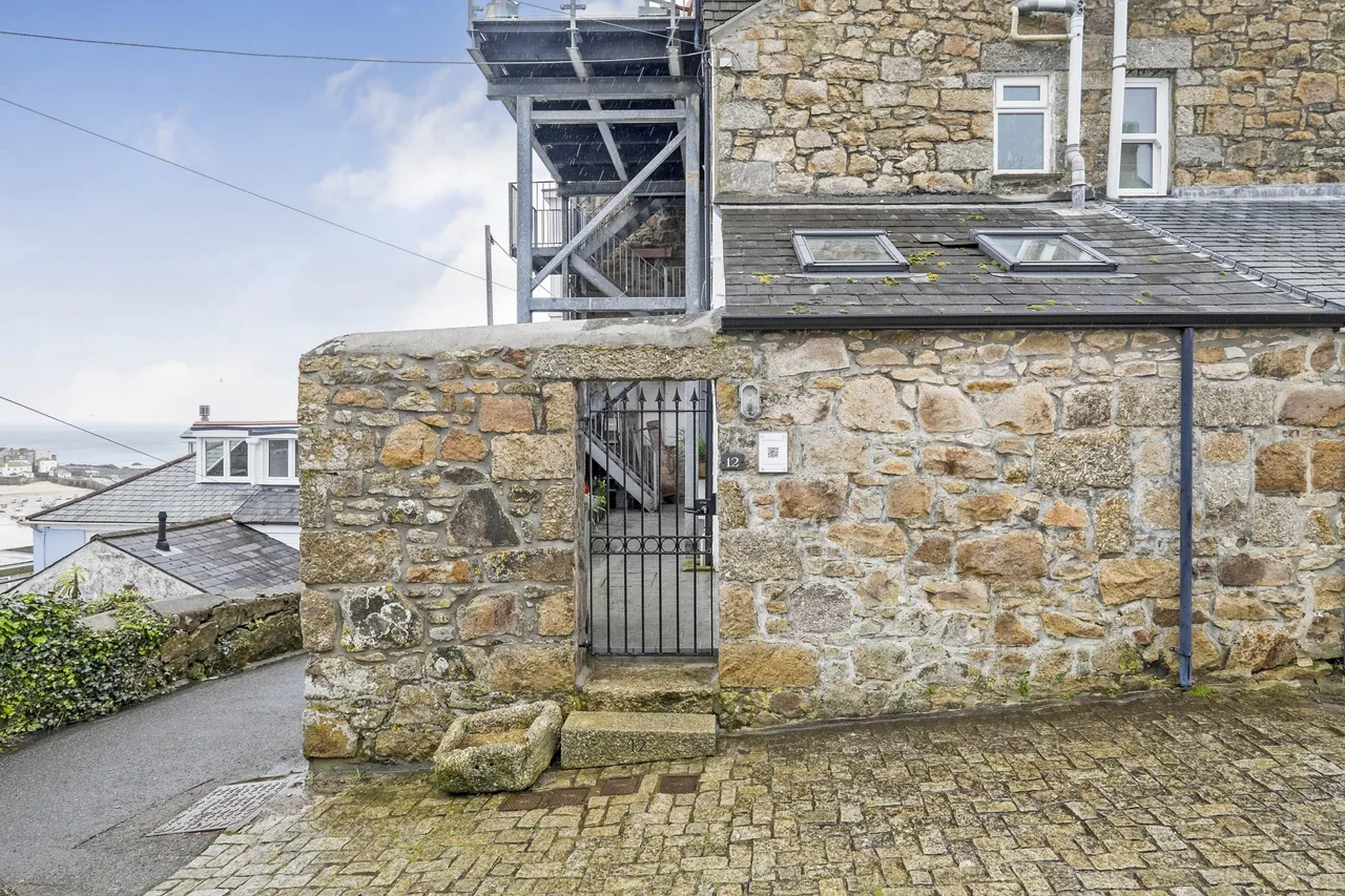 Pednolver Terrace, St.Ives, TR26, photo 15