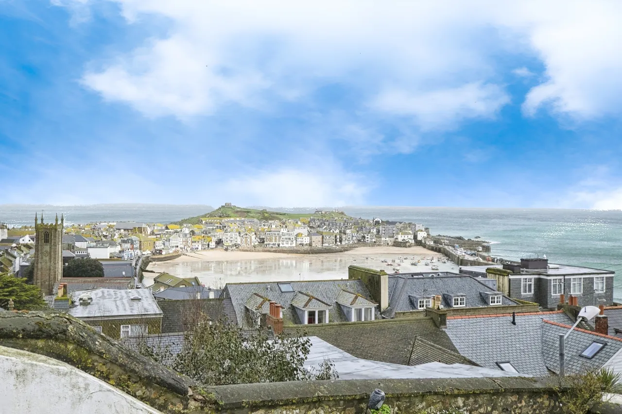 2 bed flat for sale, Pednolver Terrace, St.Ives, TR26