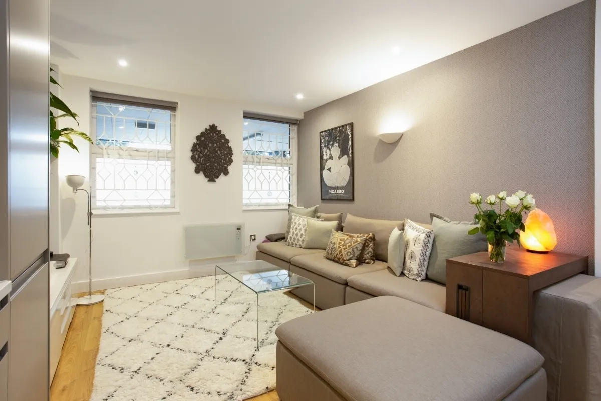 High Road, Whetstone, N20, photo 2