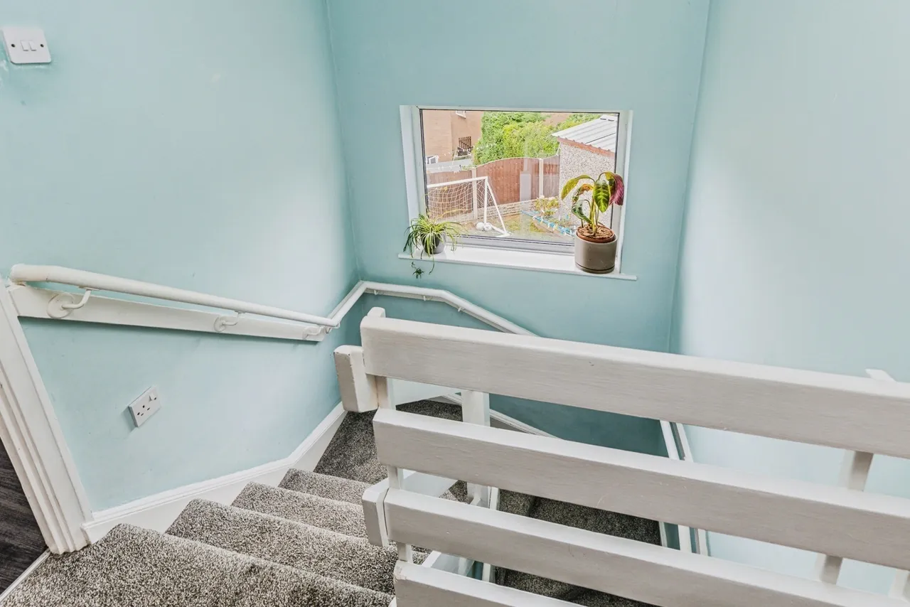 Llwyn Derw, Mynydd Isa, CH7, photo 18