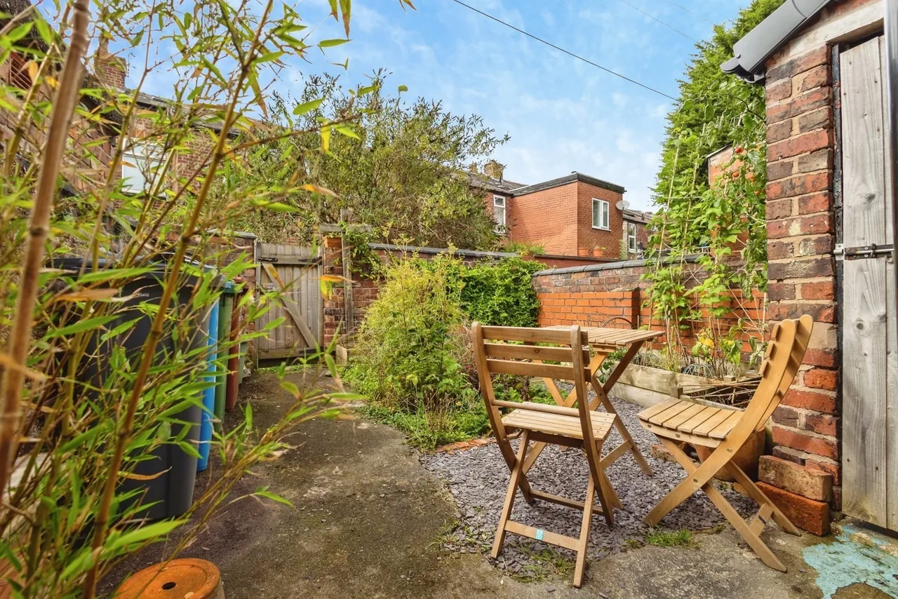 Burdith Avenue, Manchester, Greater Manchester, M14, photo 6