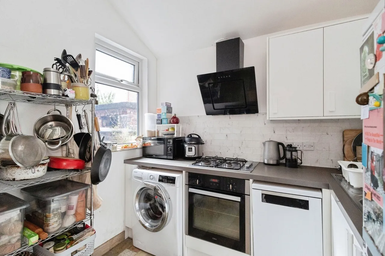Burdith Avenue, Manchester, Greater Manchester, M14, photo 12