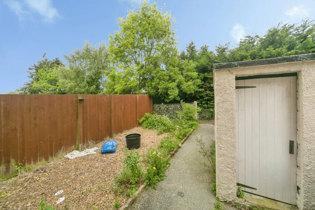 Maes Hyfryd, Llanfairpwllgwyngyll, LL61, photo 10
