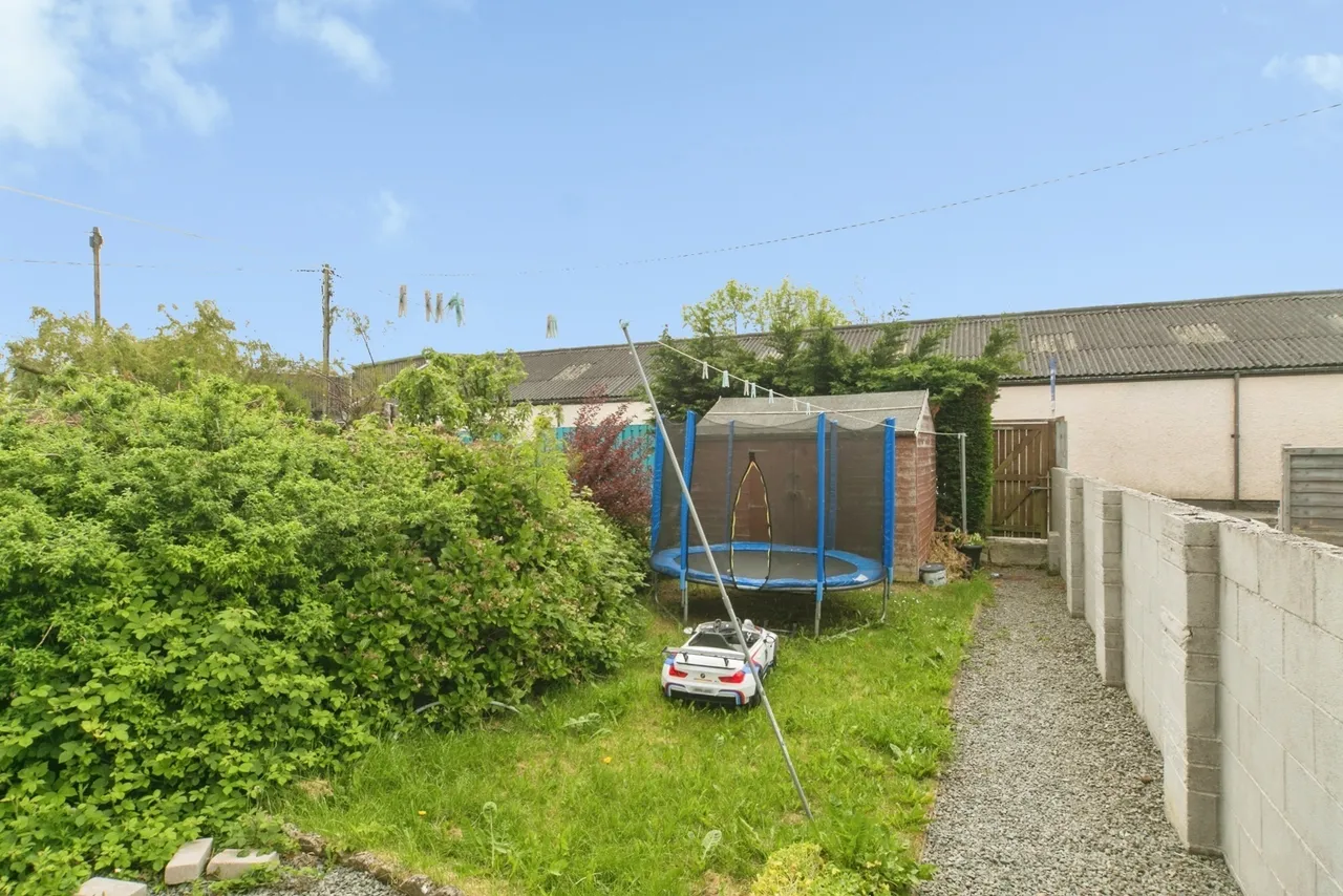 Maes Hyfryd, Llanfairpwllgwyngyll, LL61, photo 12