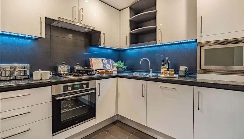 3rd Floor Circus Apartments, Westferry E14, photo 4