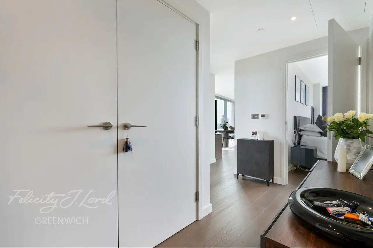 Cutter Lane, Greenwich, SE10, photo 14
