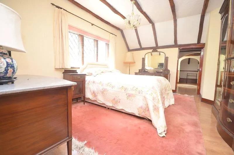Sylvan Avenue, Hornchurch, RM11, photo 5