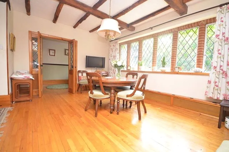 Sylvan Avenue, Hornchurch, RM11, photo 9