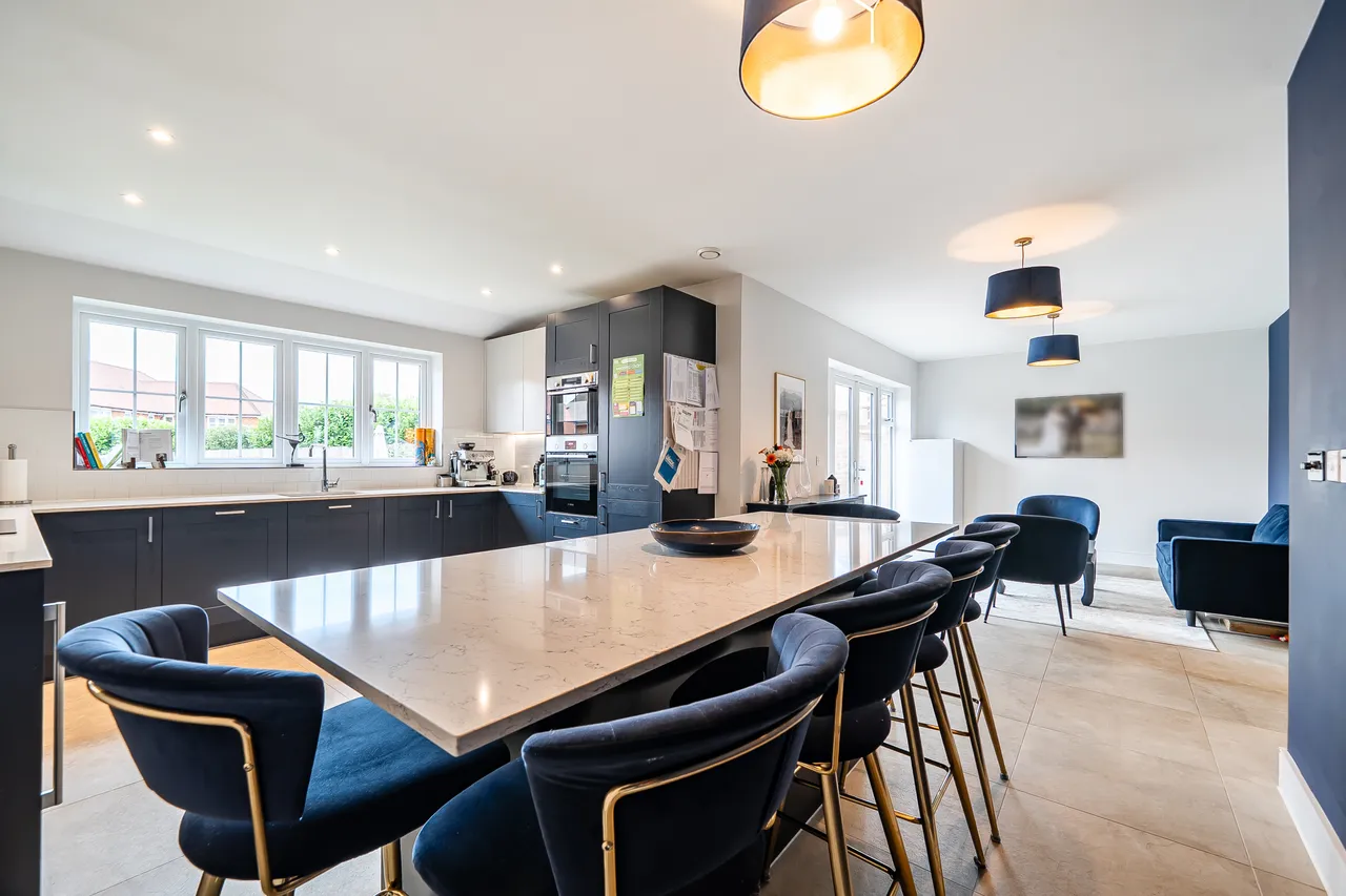 Tilney Drive, Horsham, RH12, photo 4