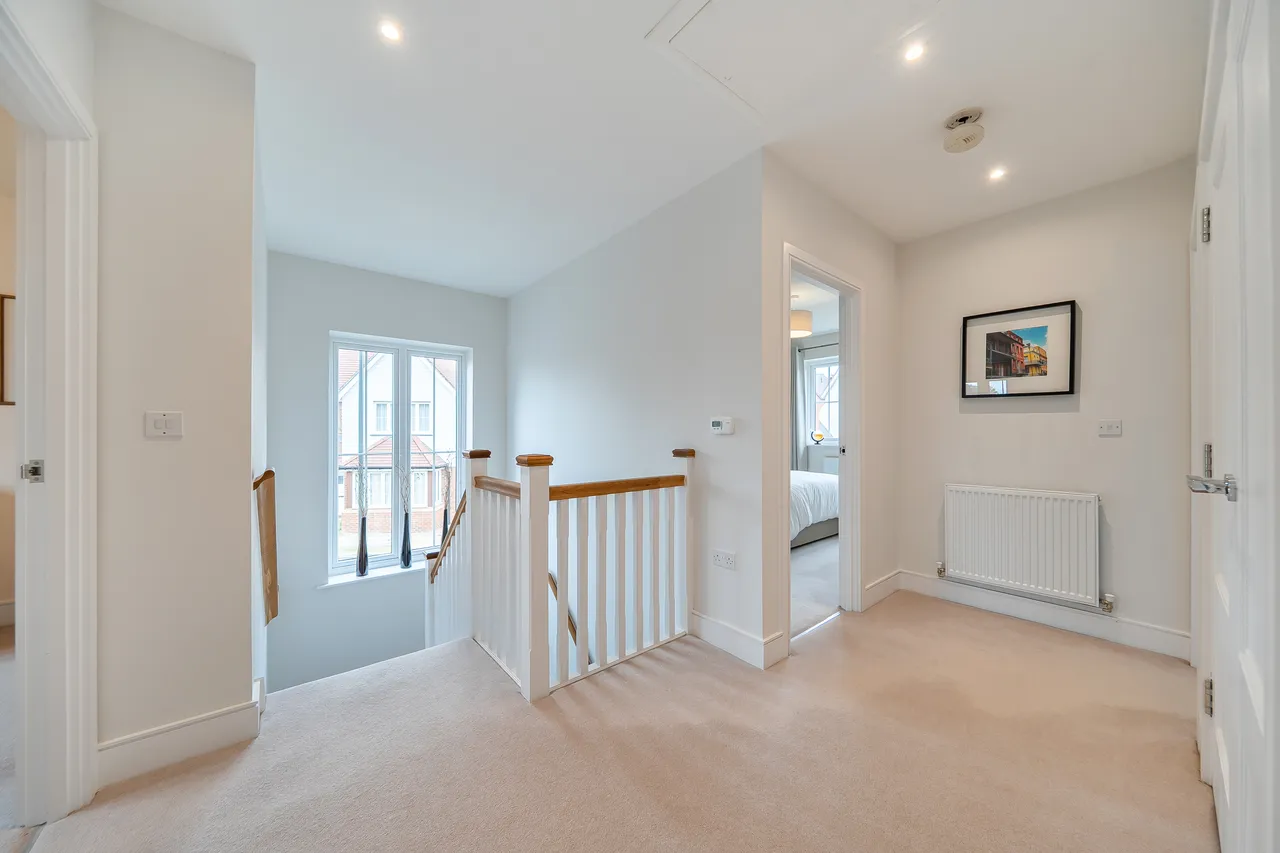 Tilney Drive, Horsham, RH12, photo 15