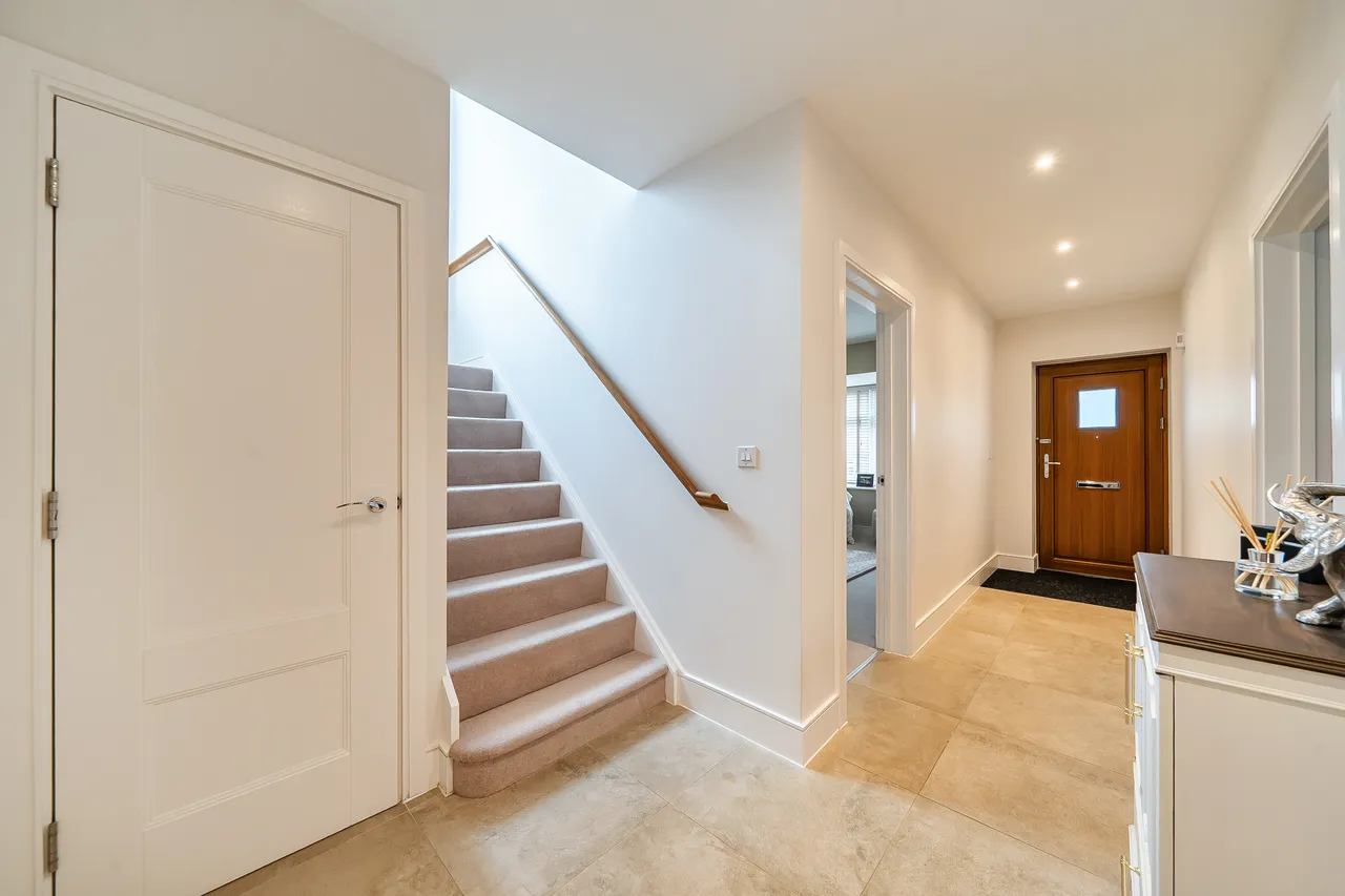 Tilney Drive, Horsham, RH12, photo 7