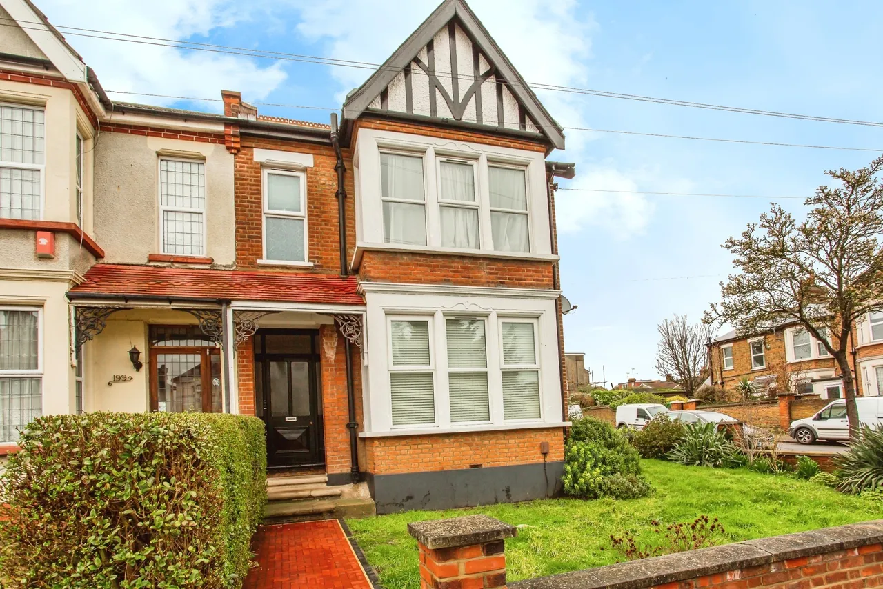 1 bed flat for sale — York Road, Southend-on-Sea, Essex, SS1