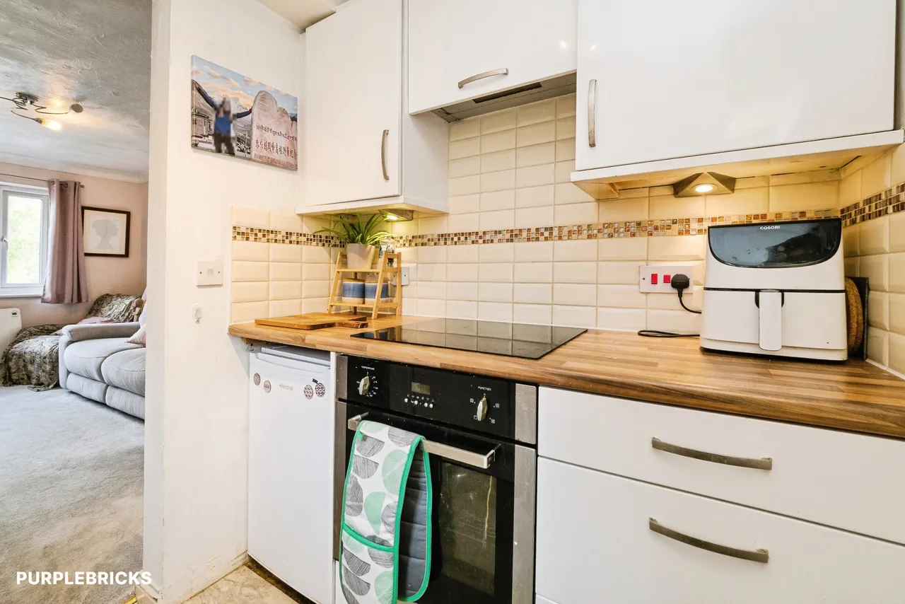 Marwell Close, Romford, RM1, photo 10