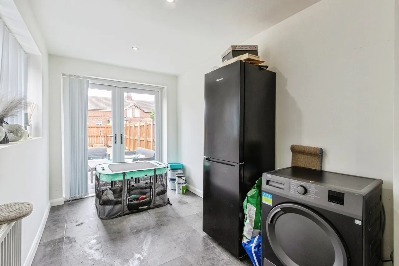 Kingfisher Court, Normanton, West Yorkshire, WF6, photo 8