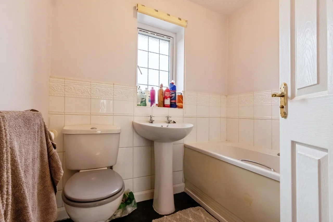 Kingfisher Court, Normanton, West Yorkshire, WF6, photo 13
