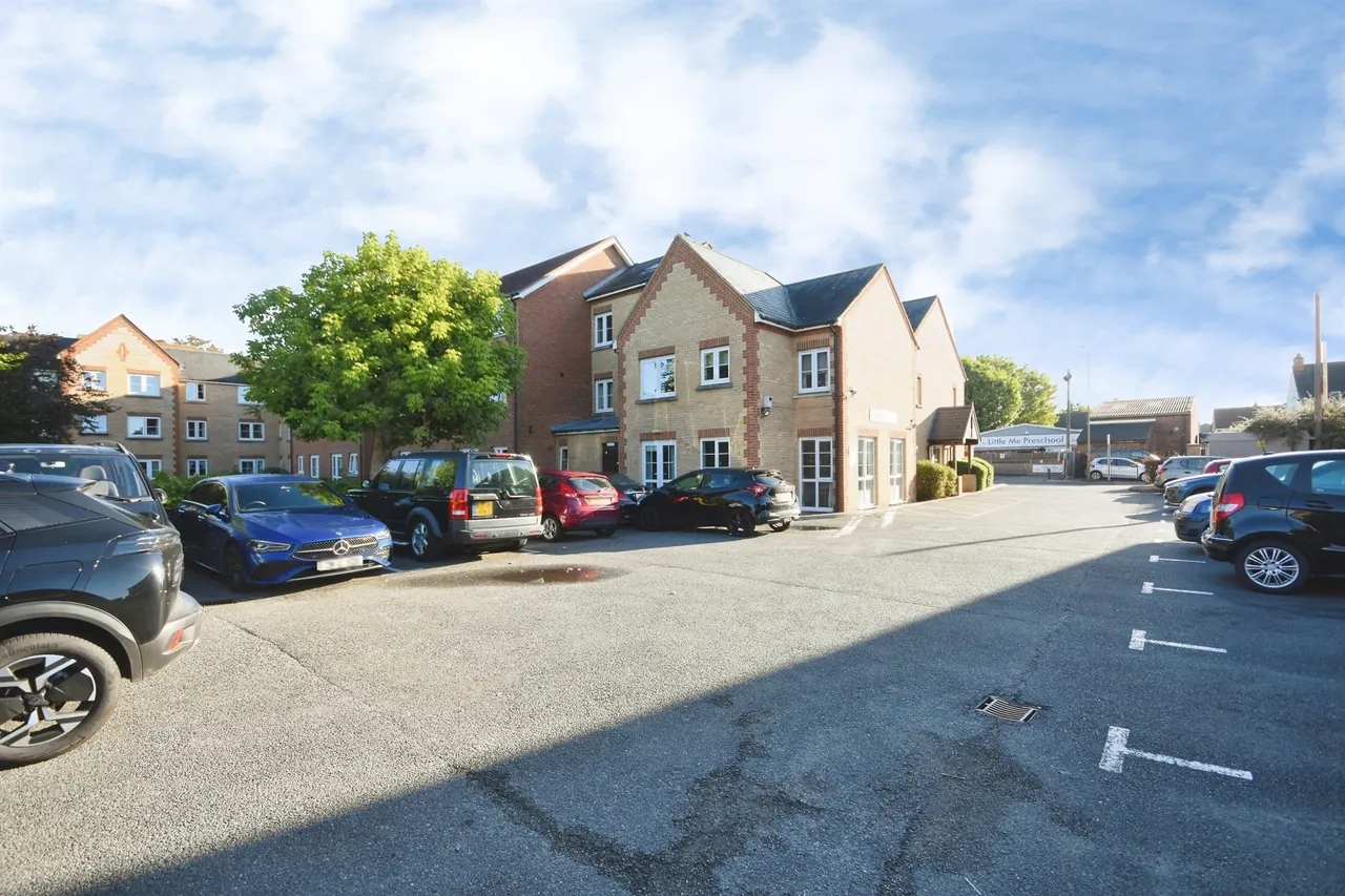 Railway Street, Braintree, photo 8