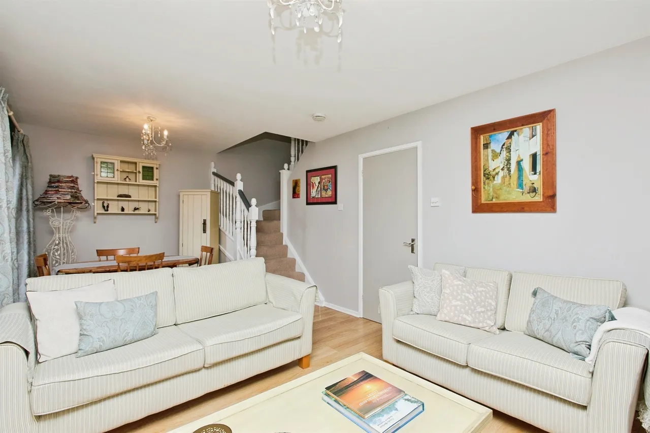 Meadow Nook, Boulton Moor, DE24, photo 5