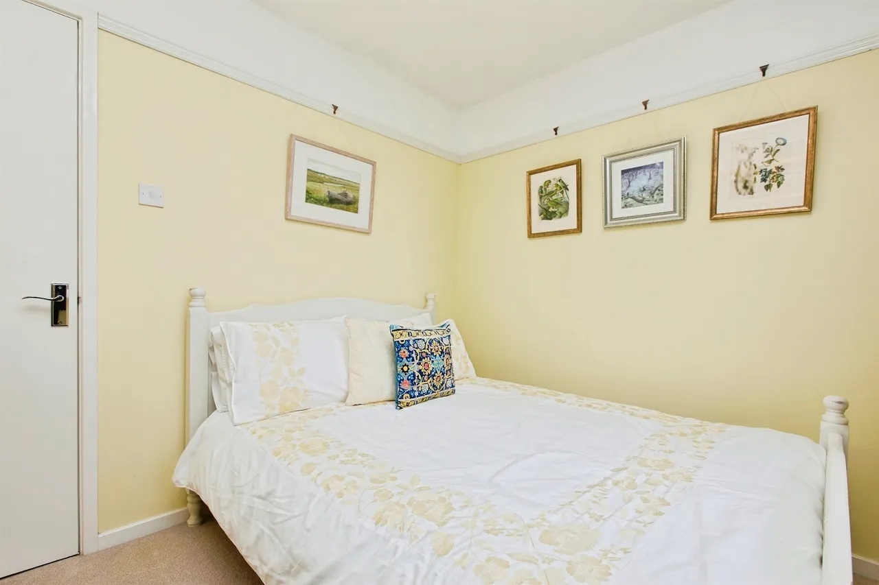 Meadow Nook, Boulton Moor, DE24, photo 15