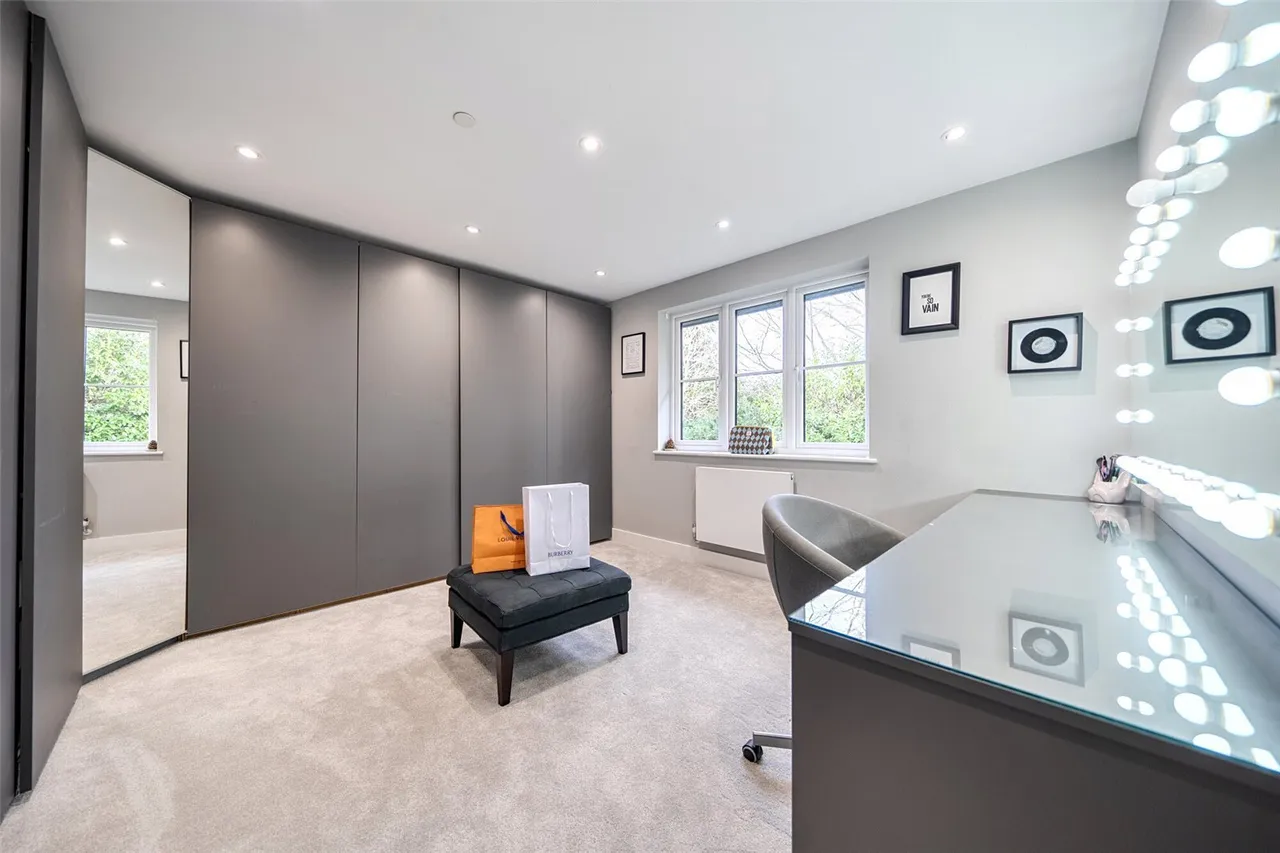 Hill Brow, Kent, BR1, photo 17