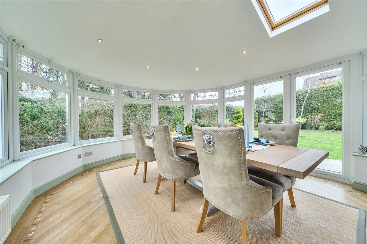 Brackley Avenue, Hartley Wintney, Hook, Hampshire, RG27 8QU, photo 12