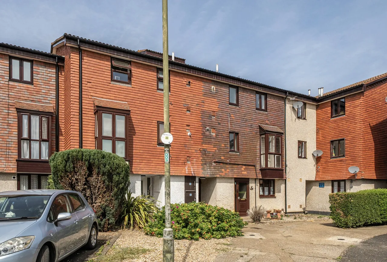 Buttermere Close, Morden, SM4 4SG, photo 8