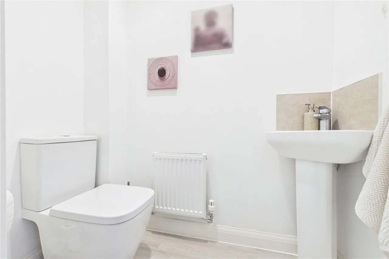 Filly Close, Newbury, RG14, photo 21